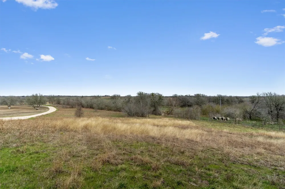 Rolling Ridge Road Lockhart, TX 78644