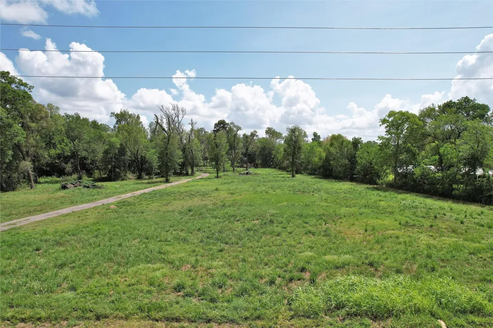 Fm 565 North Mont Belvieu, TX 77523