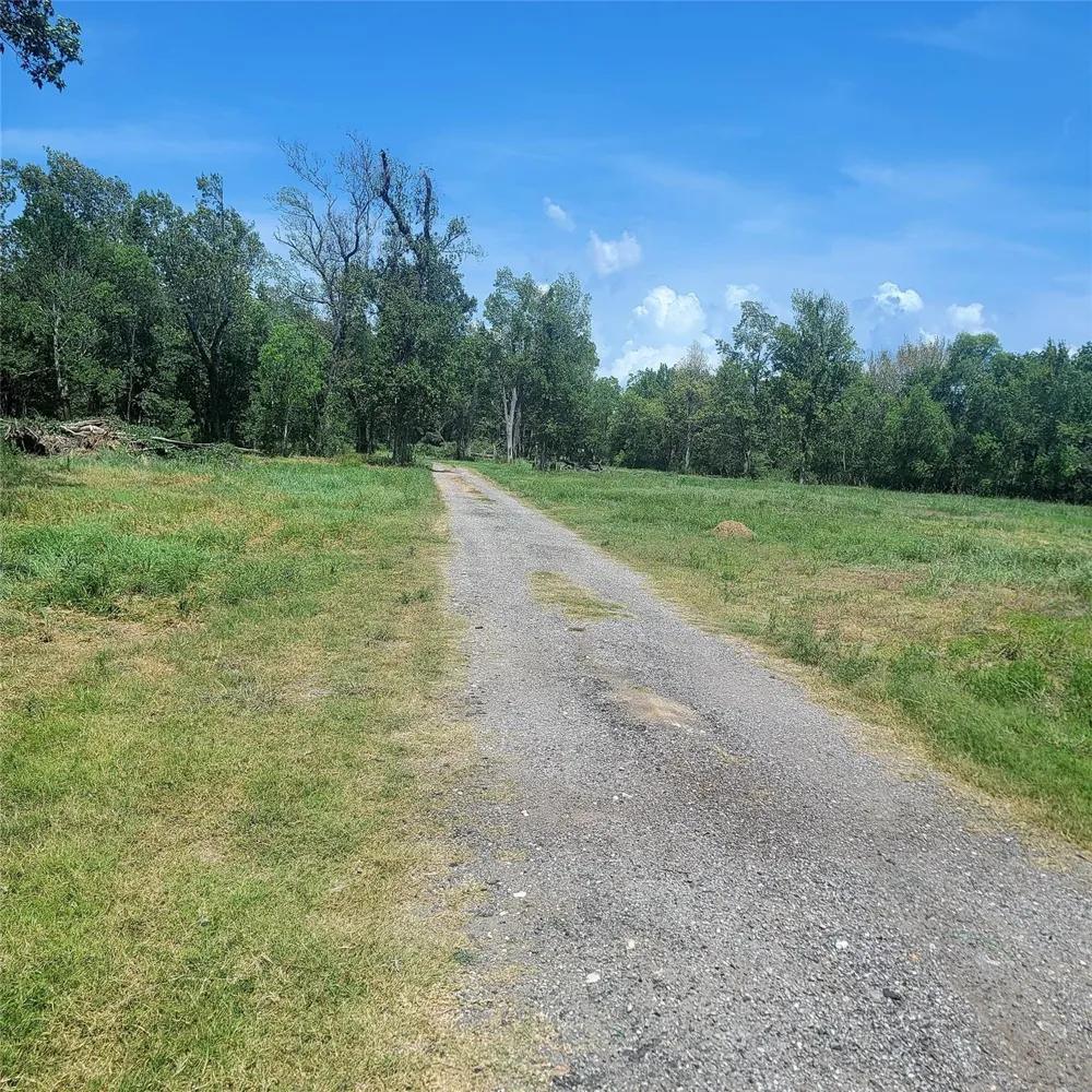 Fm 565 North Mont Belvieu, TX 77523
