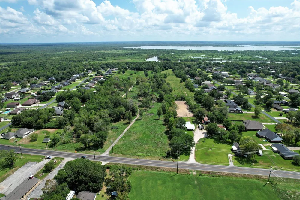 Fm 565 North Mont Belvieu, TX 77523