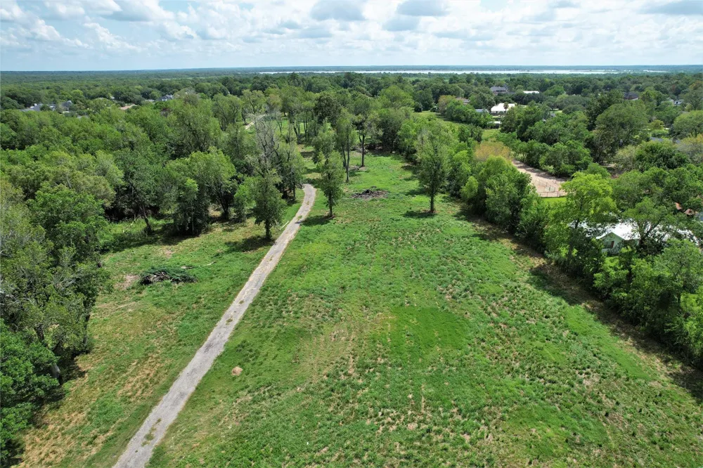 Fm 565 North Mont Belvieu, TX 77523