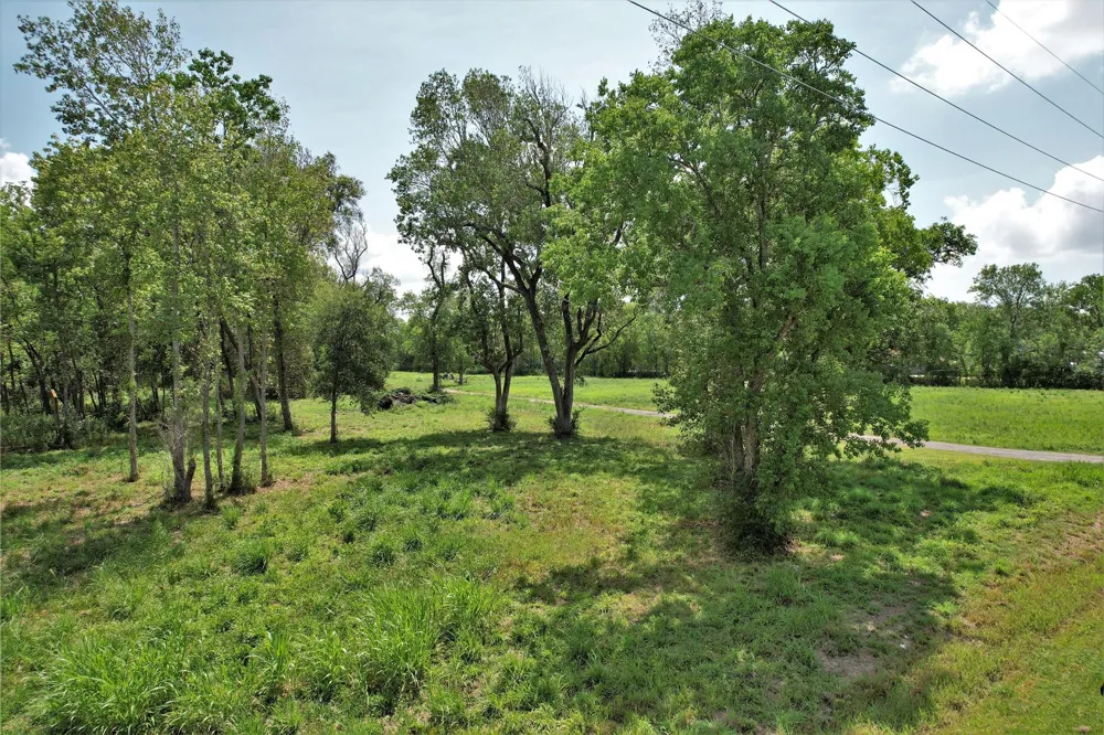 Fm 565 North Mont Belvieu, TX 77523
