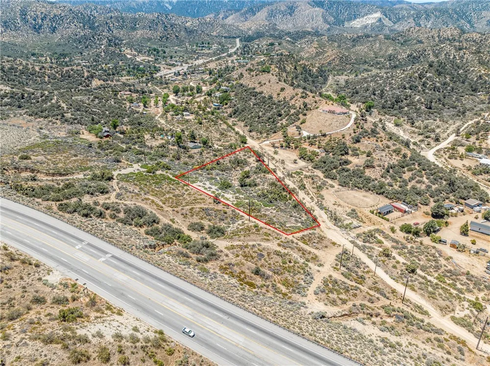 7939 Pipeline Road Pinon Hills, CA 92372