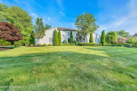 3058 Governors Crossing