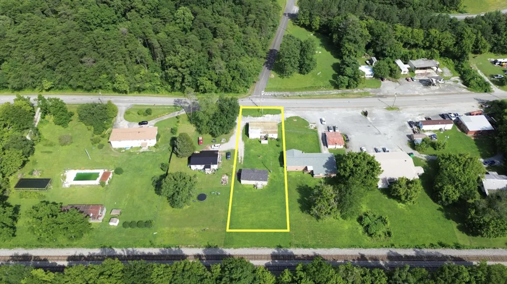 427 Medlin Pike Evensville, TN 37332