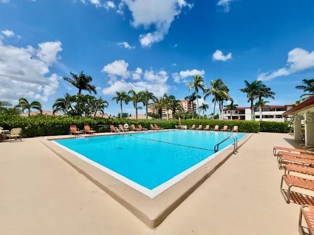 3270 SOUTHSHORE DRIVE #72B Punta Gorda, FL 33955