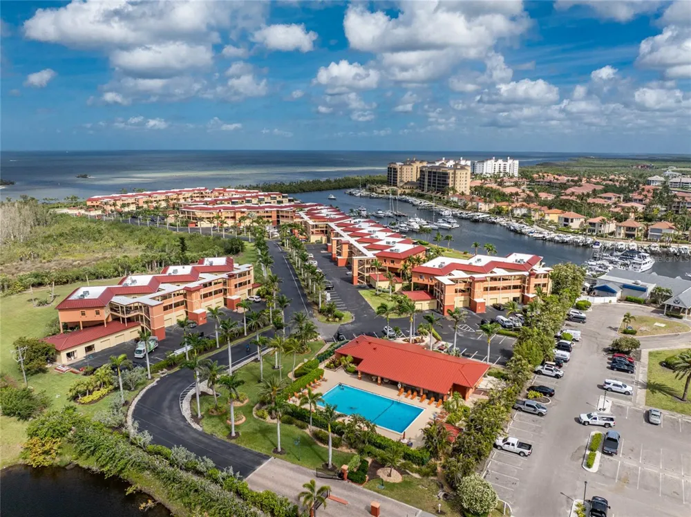 3270 SOUTHSHORE DRIVE #72B Punta Gorda, FL 33955