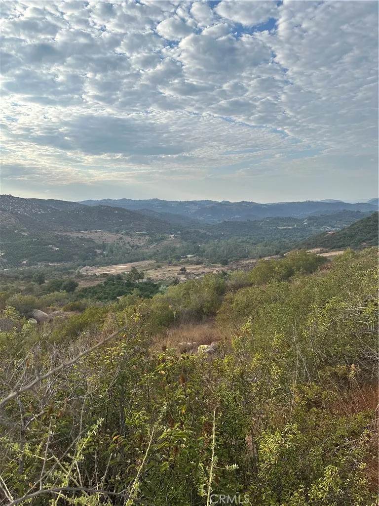 Vuelta Grande Road Temecula, CA 92590
