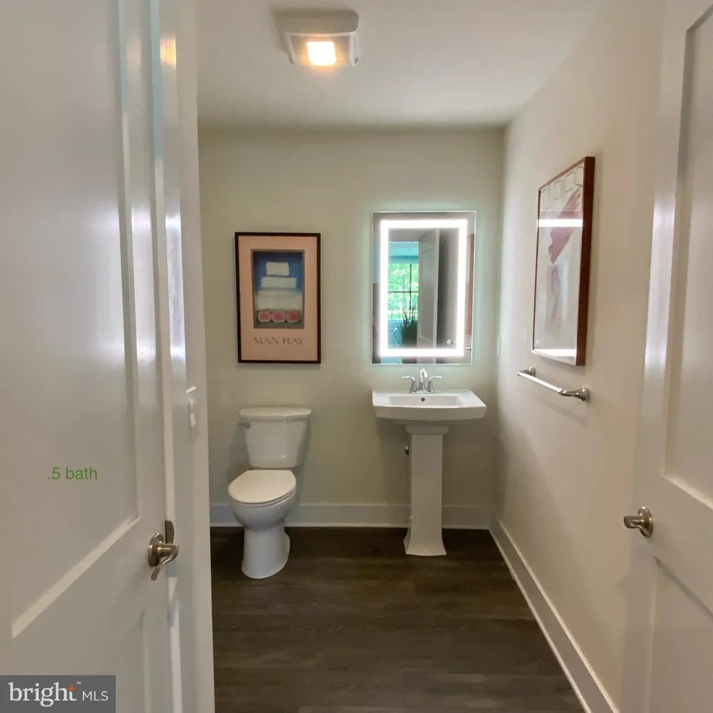 29 E 1ST AVENUE #A103 Trappe, PA 19426