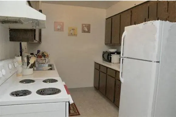 200 High St Liberty, MO 64068