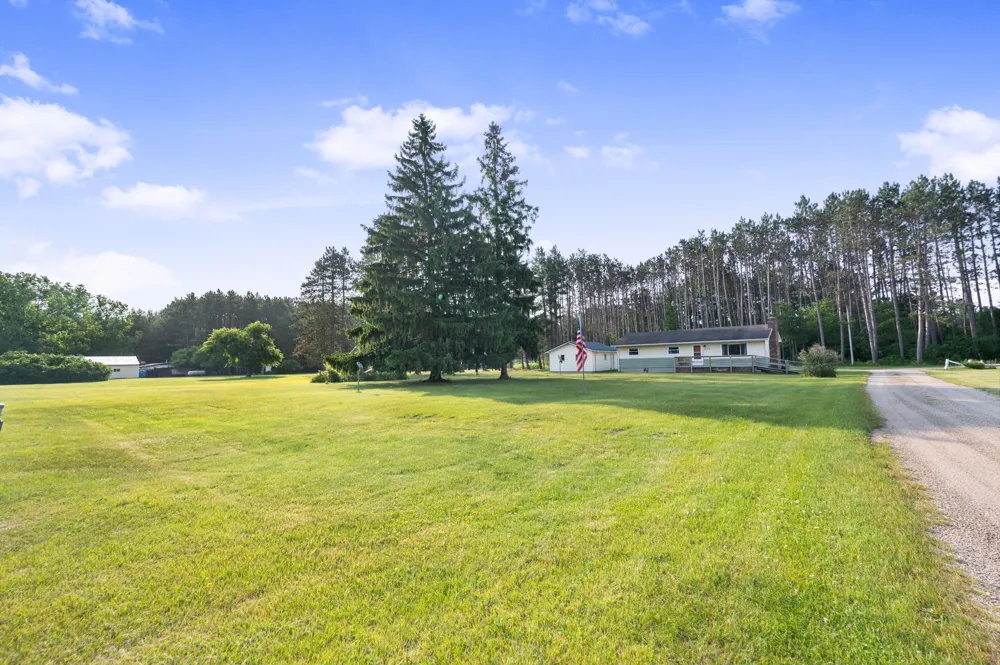 7873 River Rd Osceola Township, MI 49631