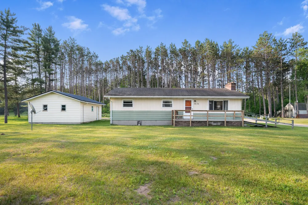 7873 River Rd Osceola Township, MI 49631
