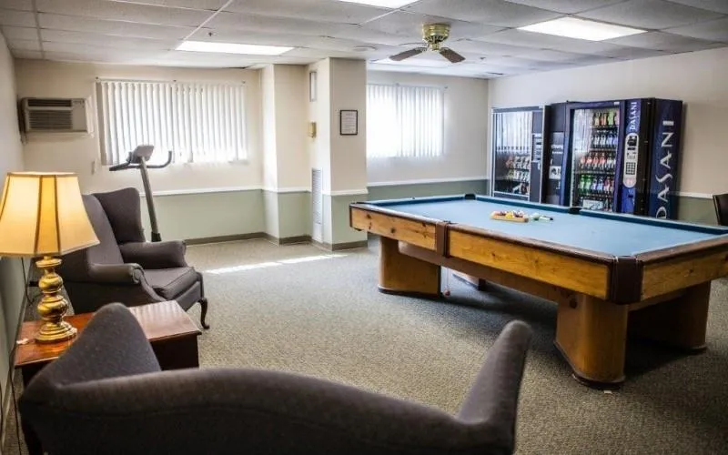 920 John R Road Troy, MI 48083