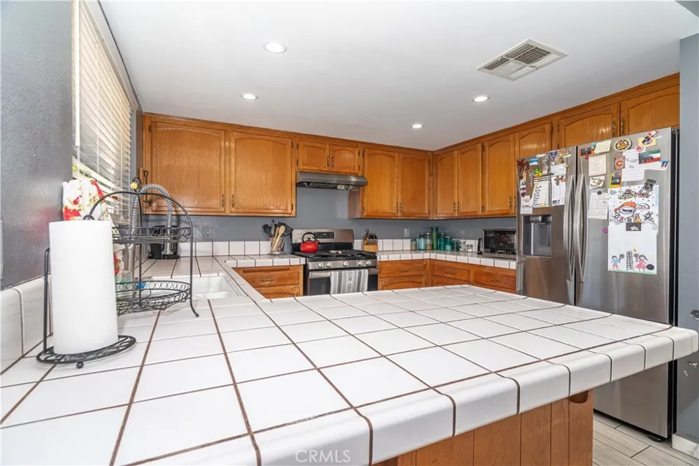 24931 Heil Drive Moreno Valley, CA 92553