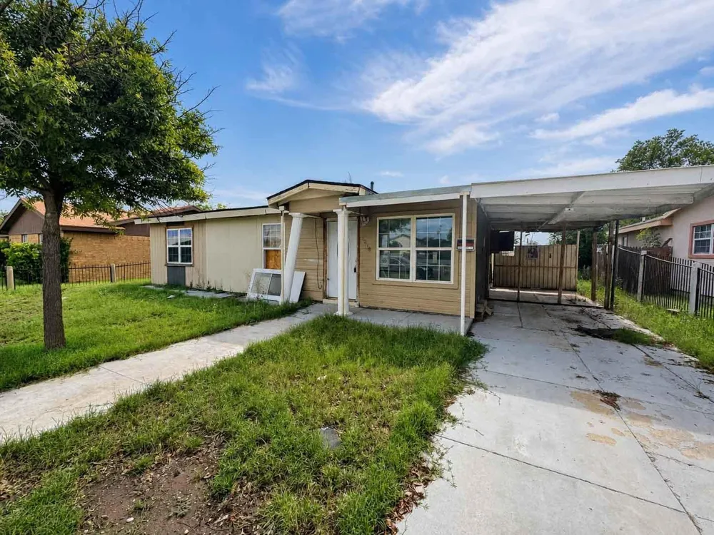 1208 Oak Avenue Odessa, TX 79763