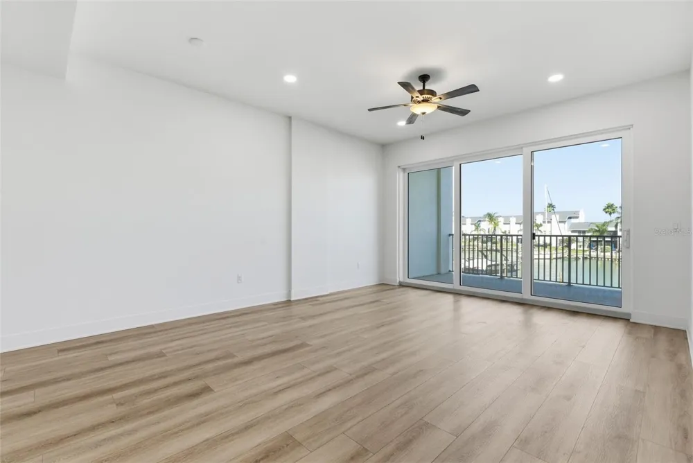400 150TH AVENUE #205 Madeira Beach, FL 33708