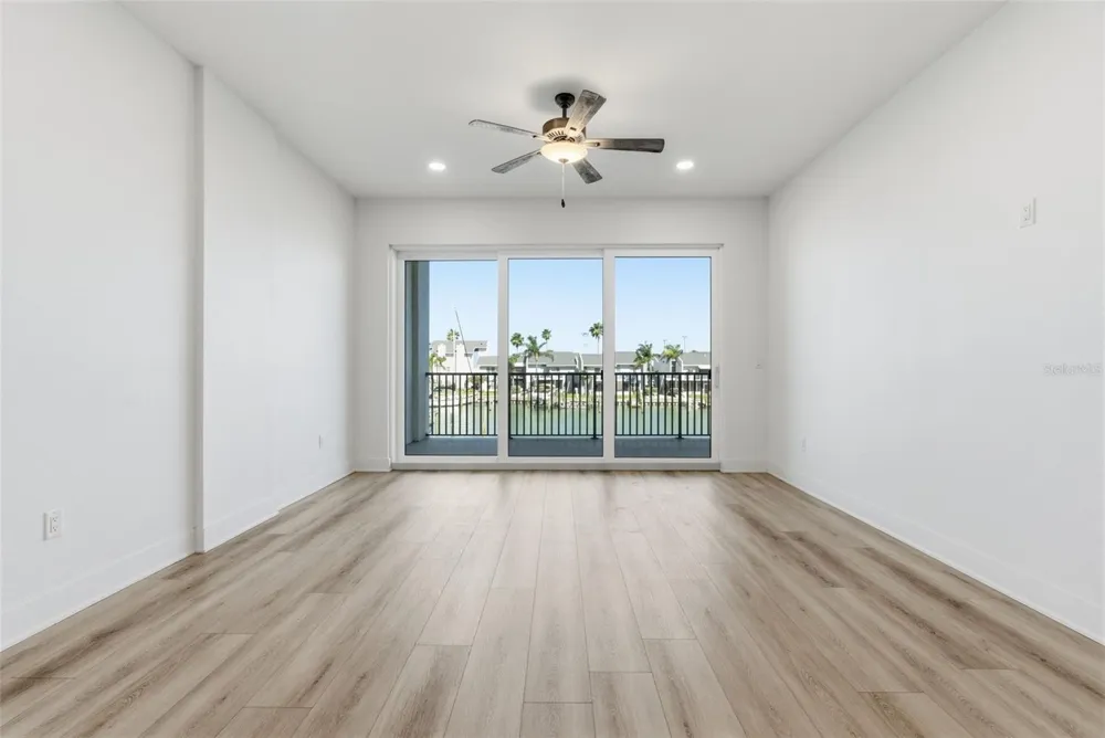 400 150TH AVENUE #205 Madeira Beach, FL 33708