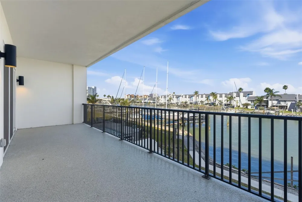 400 150TH AVENUE #205 Madeira Beach, FL 33708