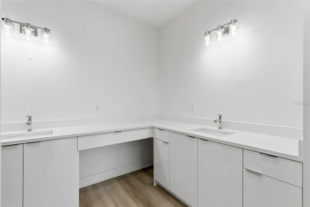 400 150TH AVENUE #205 Madeira Beach, FL 33708