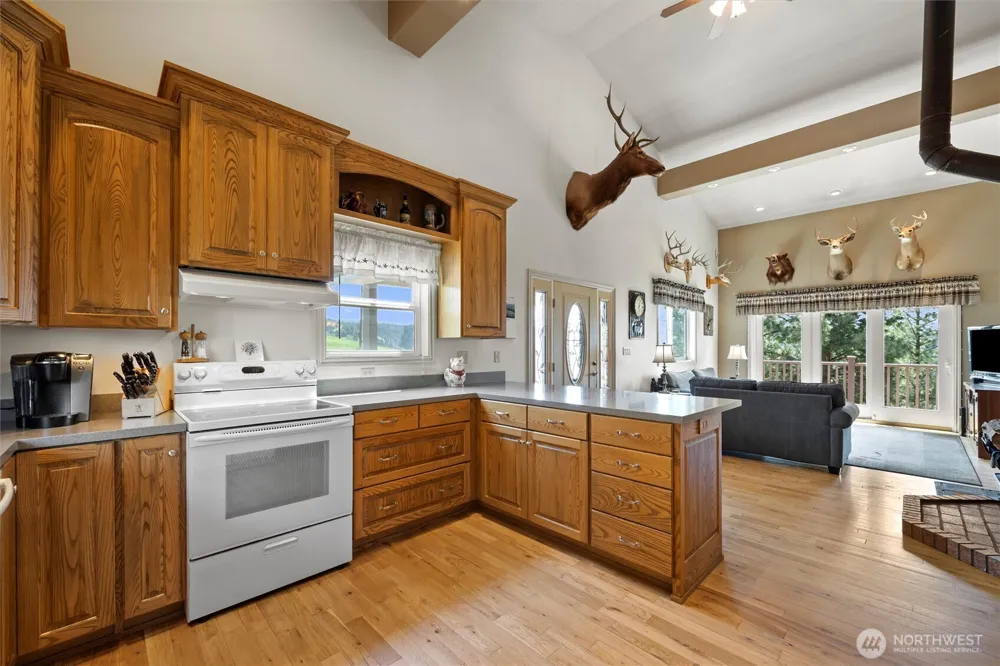 6379 Lewis Peak Road Waitsburg, WA 99361