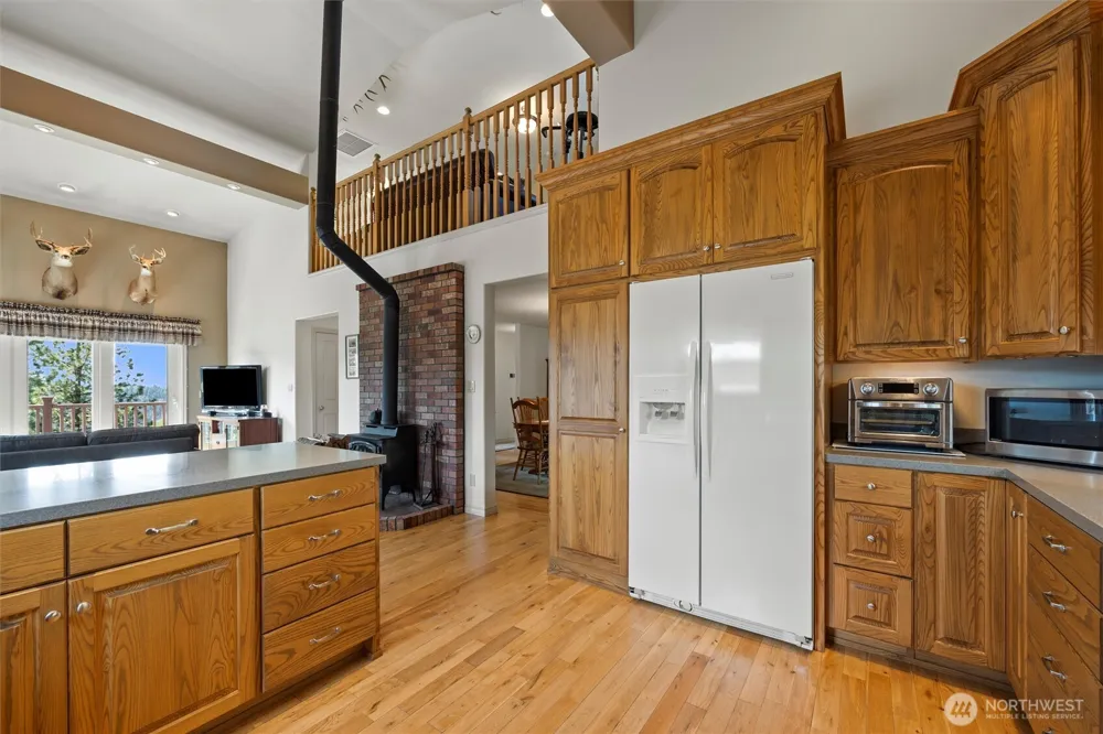 6379 Lewis Peak Road Waitsburg, WA 99361