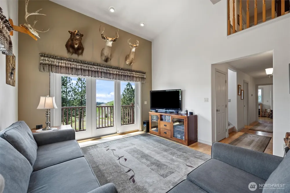 6379 Lewis Peak Road Waitsburg, WA 99361
