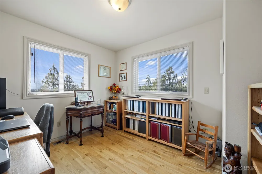 6379 Lewis Peak Road Waitsburg, WA 99361