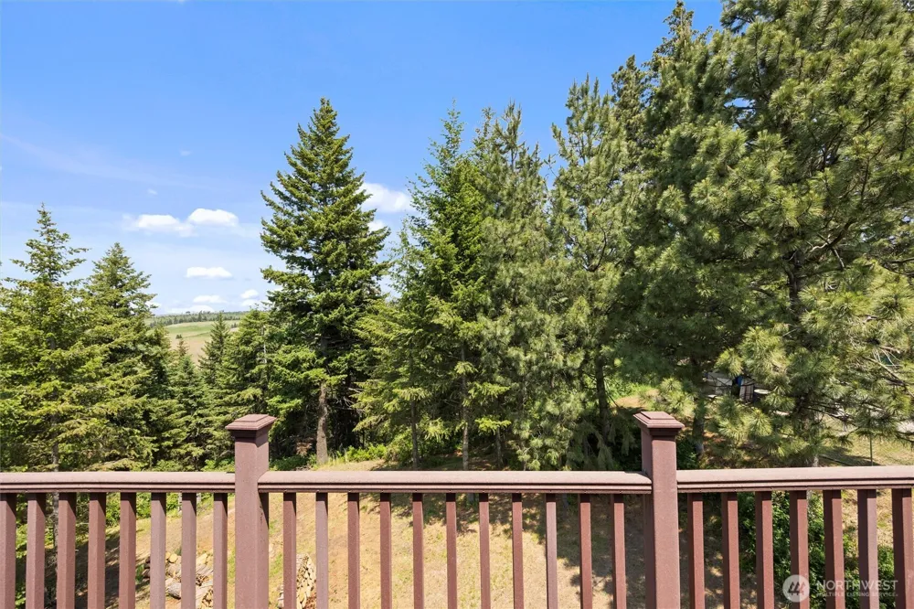 6379 Lewis Peak Road Waitsburg, WA 99361