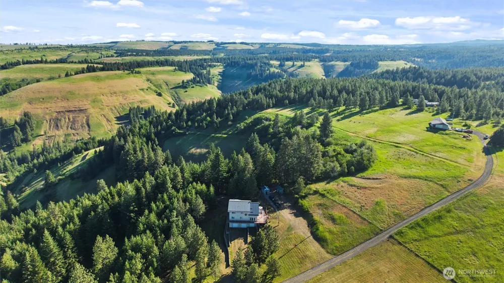 6379 Lewis Peak Road Waitsburg, WA 99361