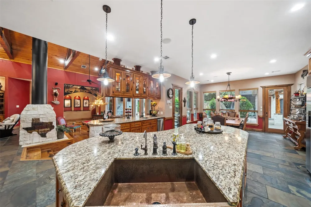 15629 Knotty Oaks Trail Magnolia, TX 77355