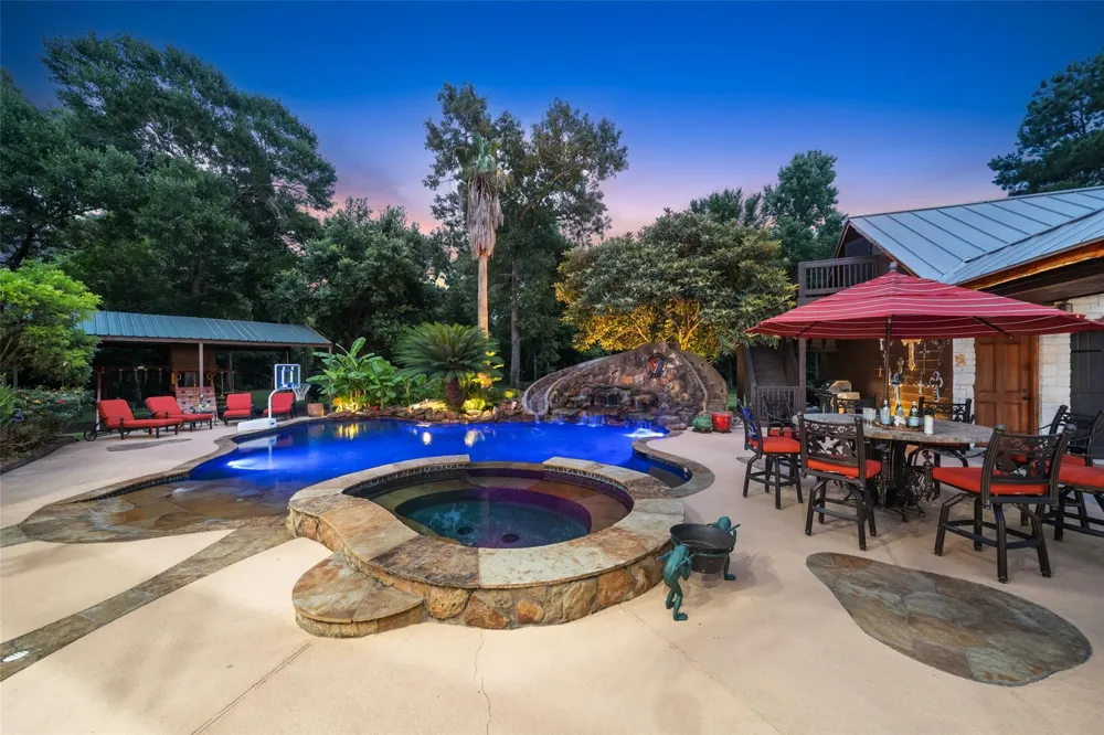 15629 Knotty Oaks Trail Magnolia, TX 77355