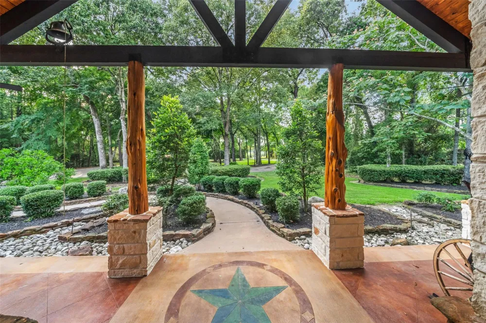 15629 Knotty Oaks Trail Magnolia, TX 77355