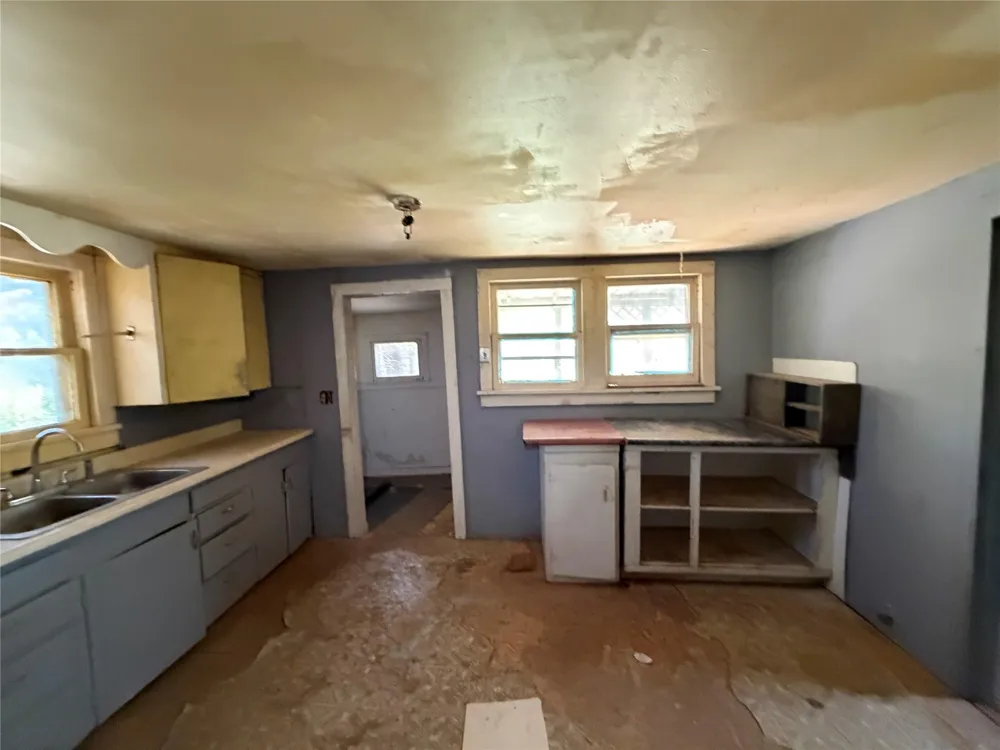 612 Hazel Street Pampa, TX 79065