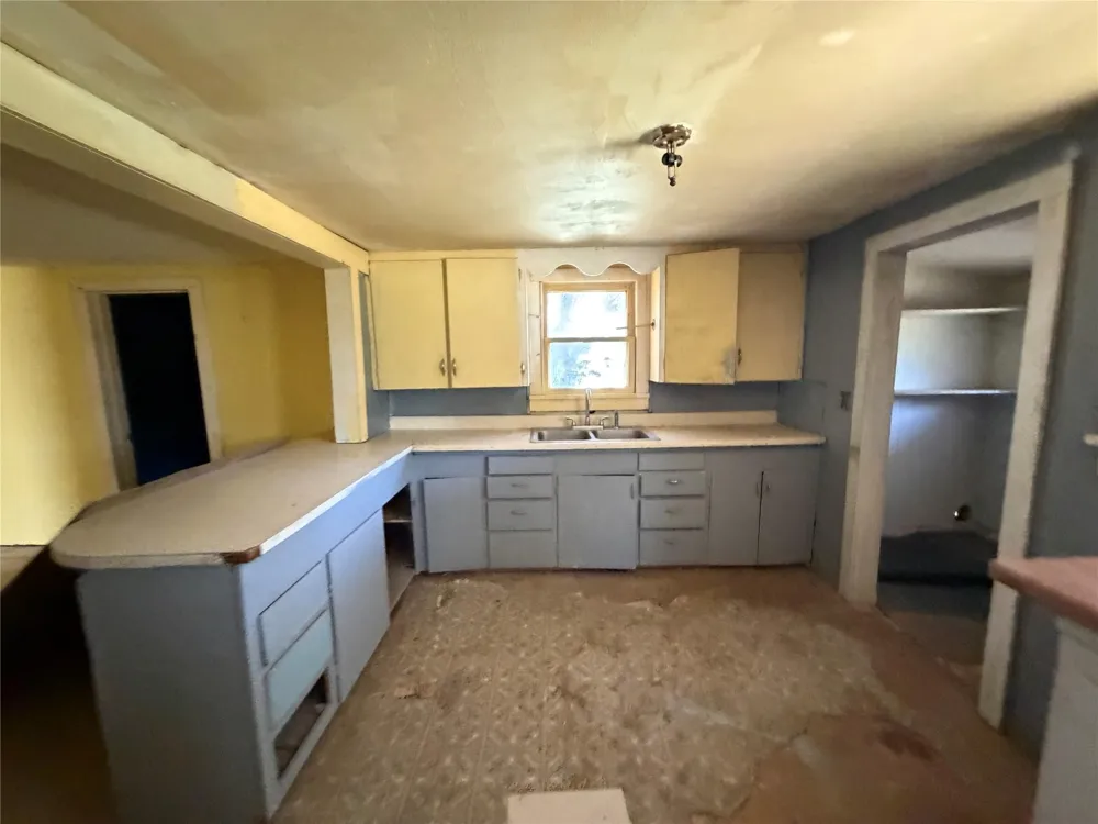 612 Hazel Street Pampa, TX 79065
