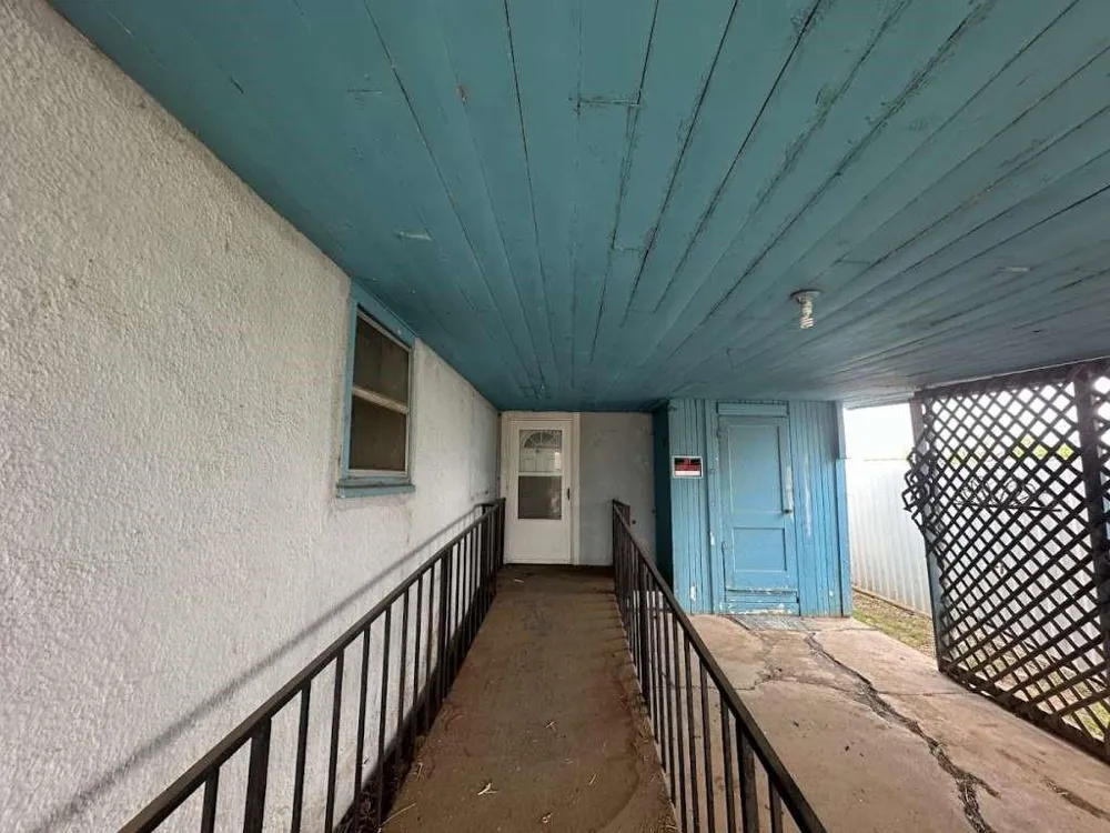 1709 E 2nd Street Petersburg, TX 79250
