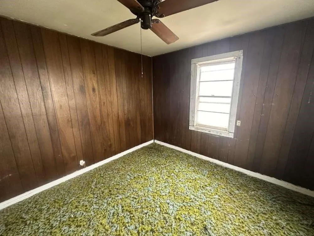 1709 E 2nd Street Petersburg, TX 79250