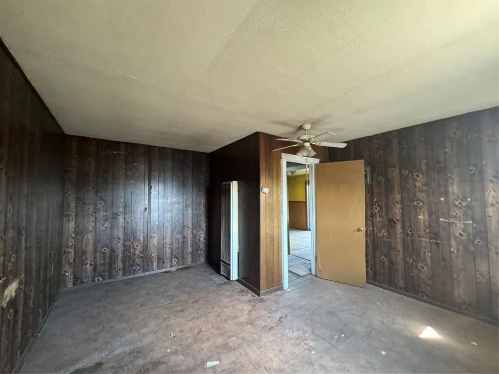1709 E 2nd Street Petersburg, TX 79250