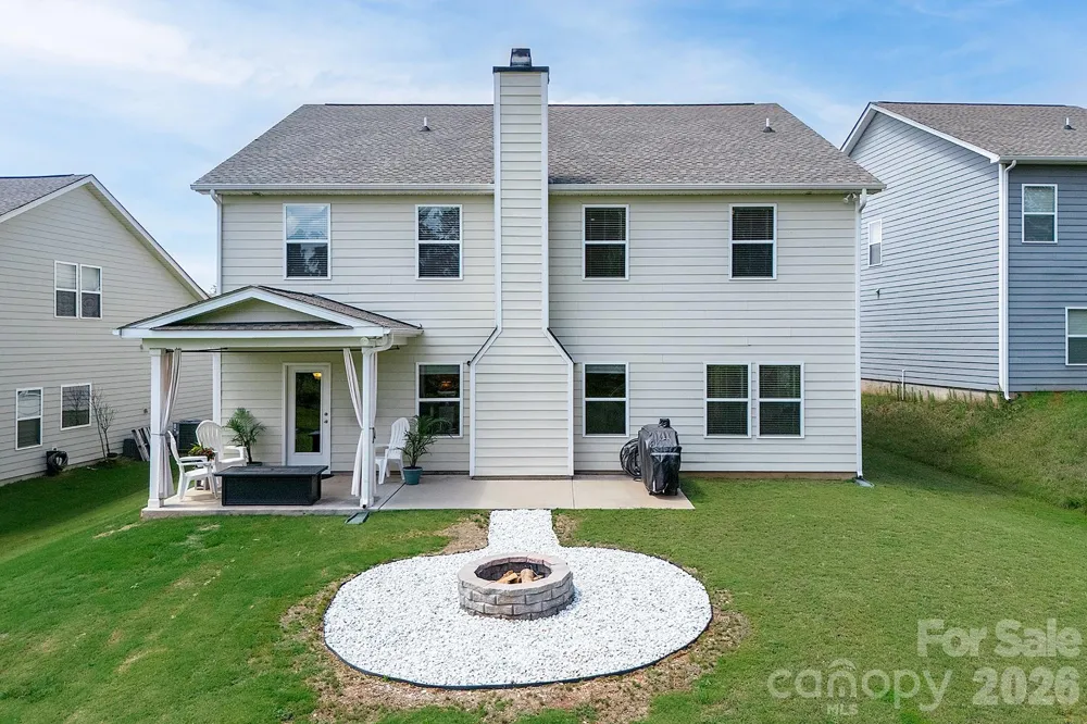 171 Old Harbor Drive Mount Gilead, NC 27306