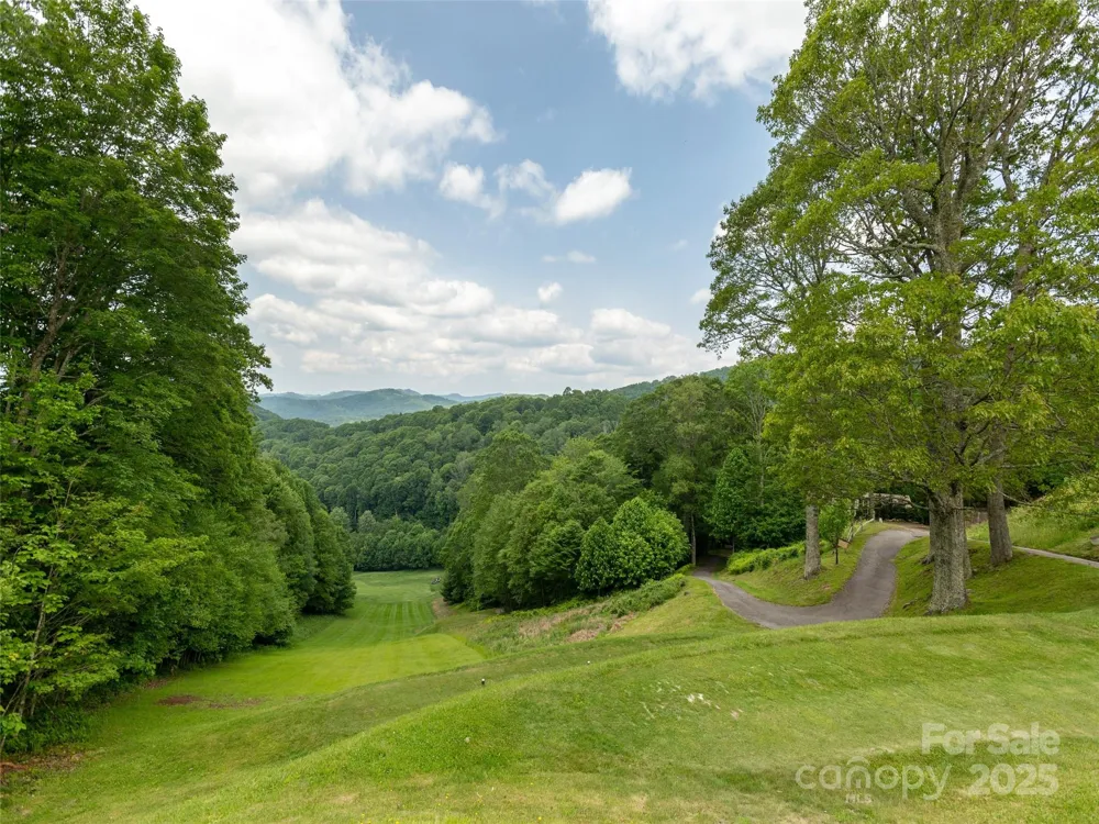 000 English Ridge Drive #34 Mars Hill, NC 28754