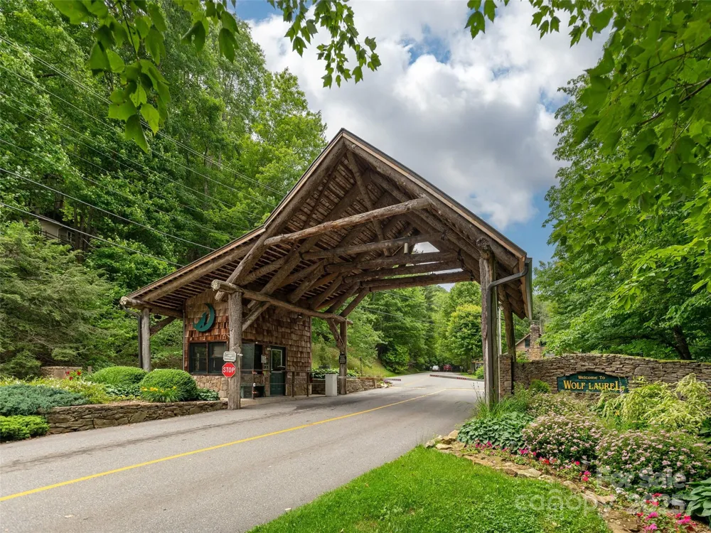 000 English Ridge Drive #34 Mars Hill, NC 28754