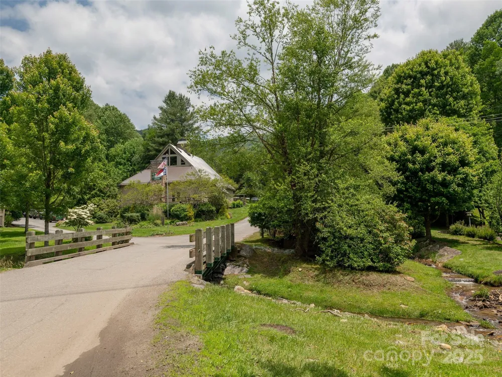 000 English Ridge Drive #34 Mars Hill, NC 28754