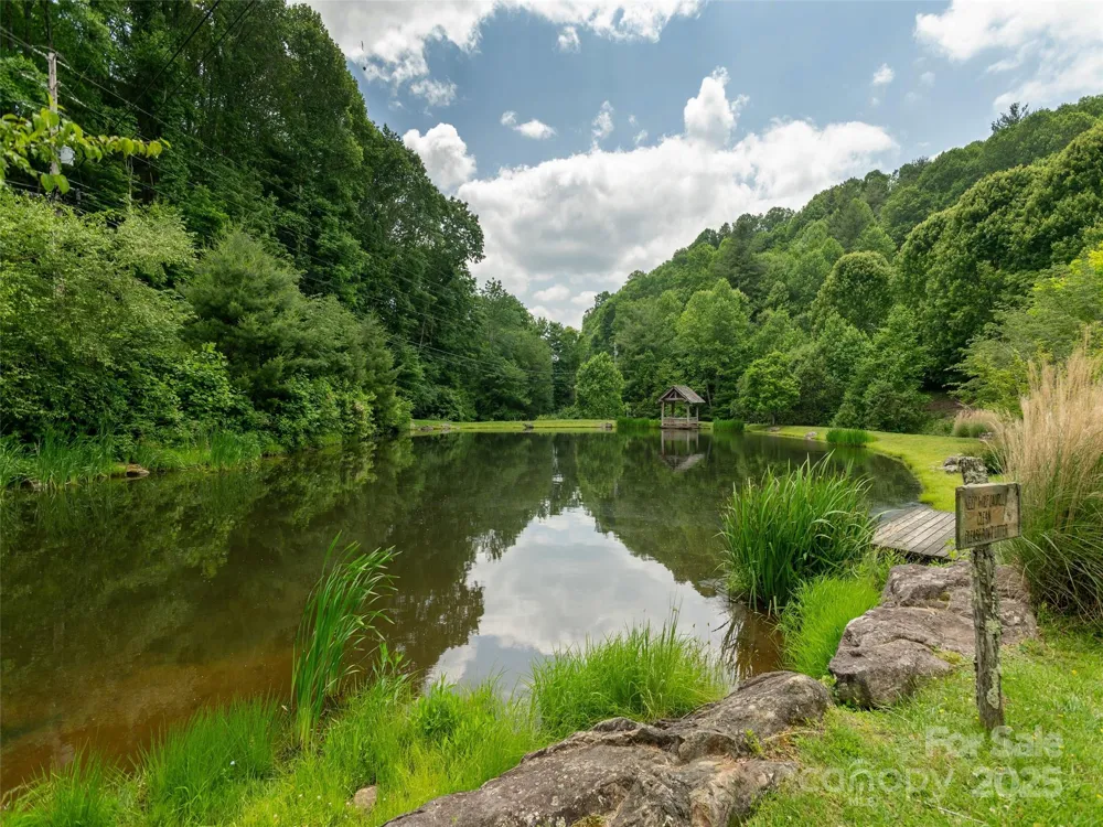 000 English Ridge Drive #34 Mars Hill, NC 28754