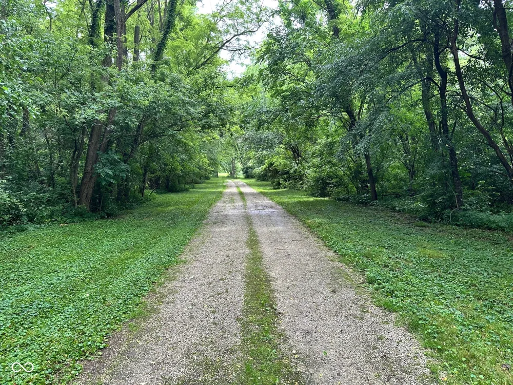 7811 County Road 500 E Pittsboro, IN 46167