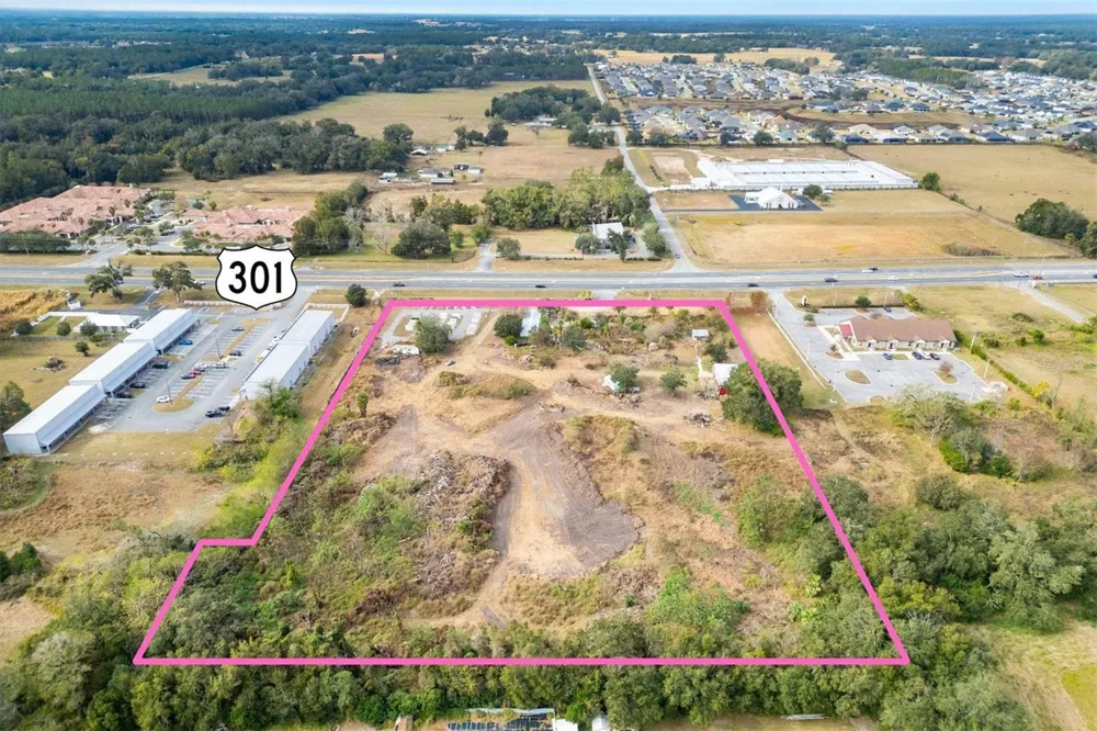 10973 US HIGHWAY 301 Oxford, FL 34484