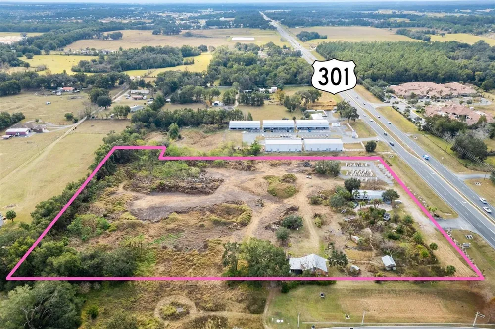 10973 US HIGHWAY 301 Oxford, FL 34484