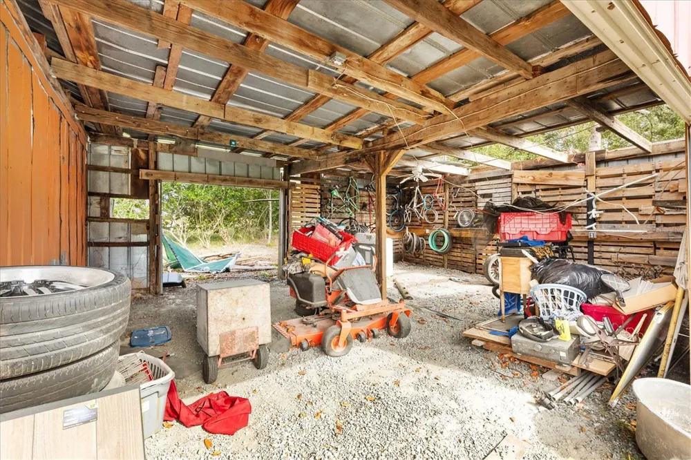 10973 US HIGHWAY 301 Oxford, FL 34484