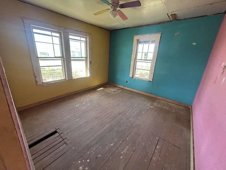 115 E Hallie Street Floydada, TX 79235
