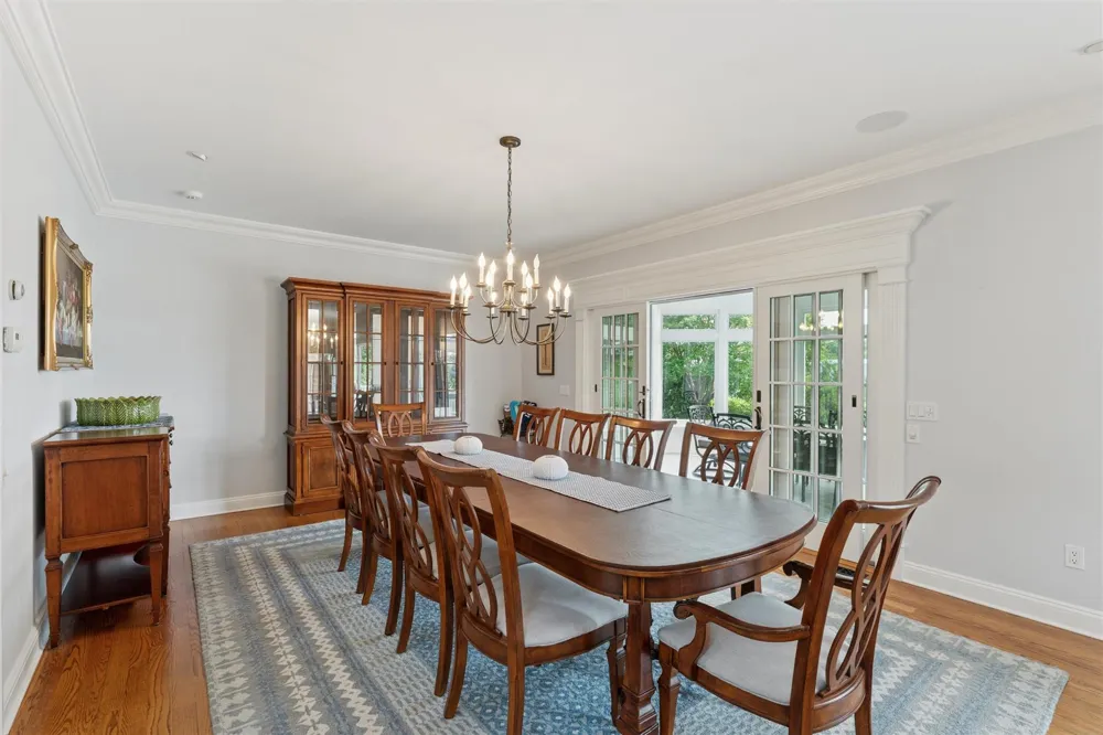 40 Overlook Drive Aquebogue, NY 11931