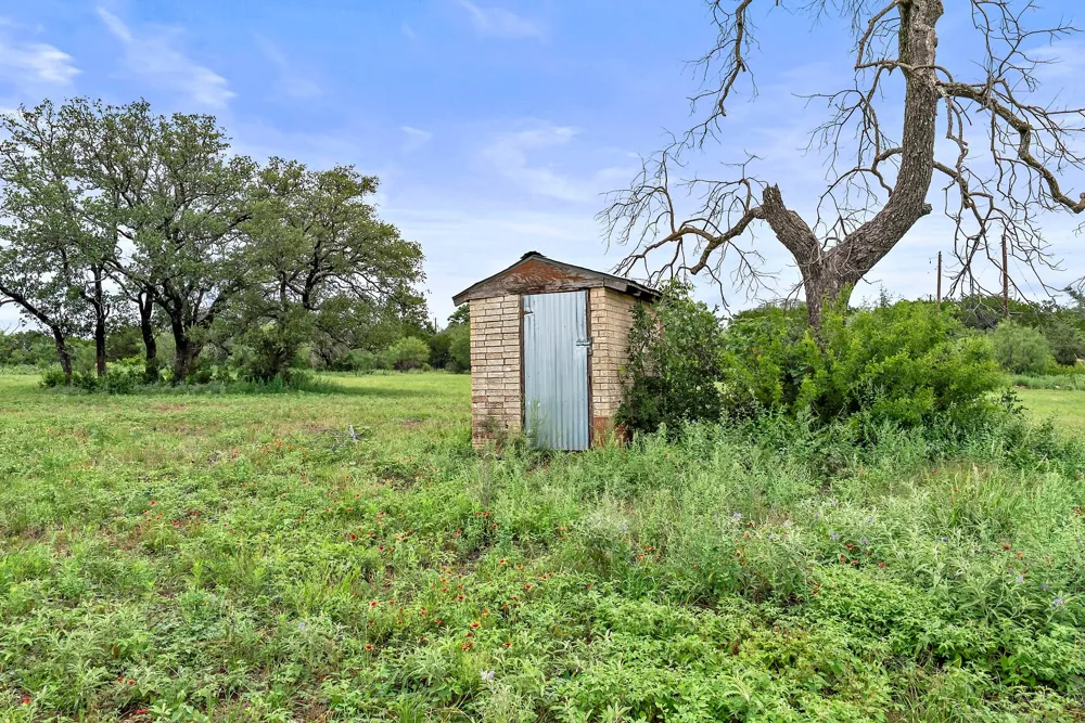 101 Starhorn Road Marble Falls, TX 78654