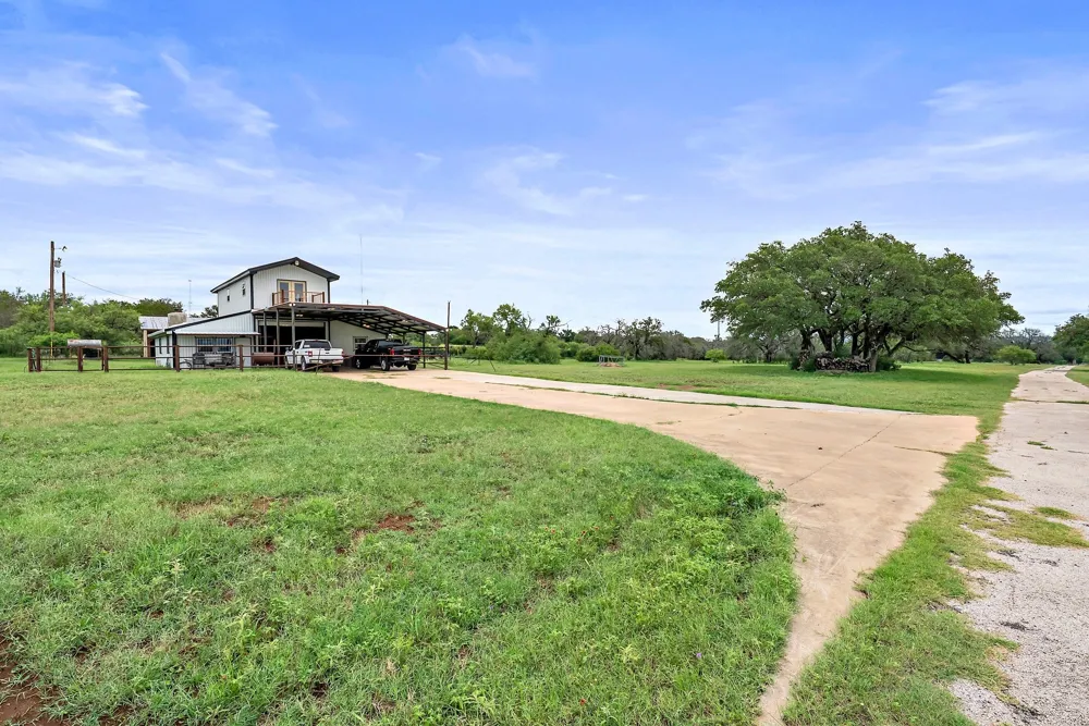101 Starhorn Road Marble Falls, TX 78654